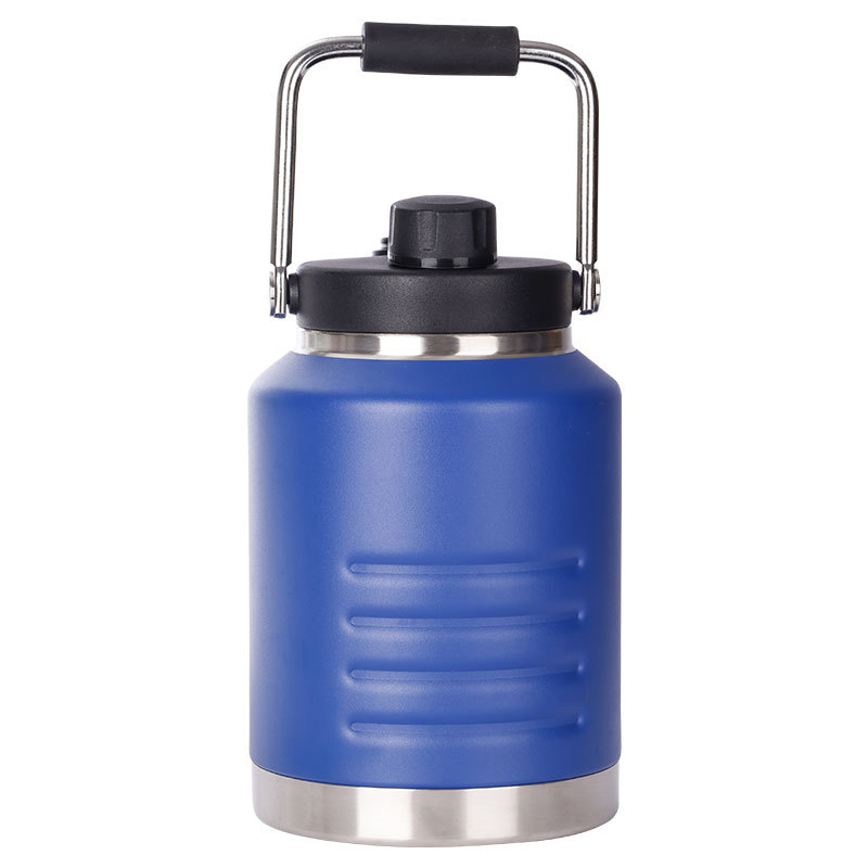 Double wall stainless steel insulated ice bucket keeping ice frozen